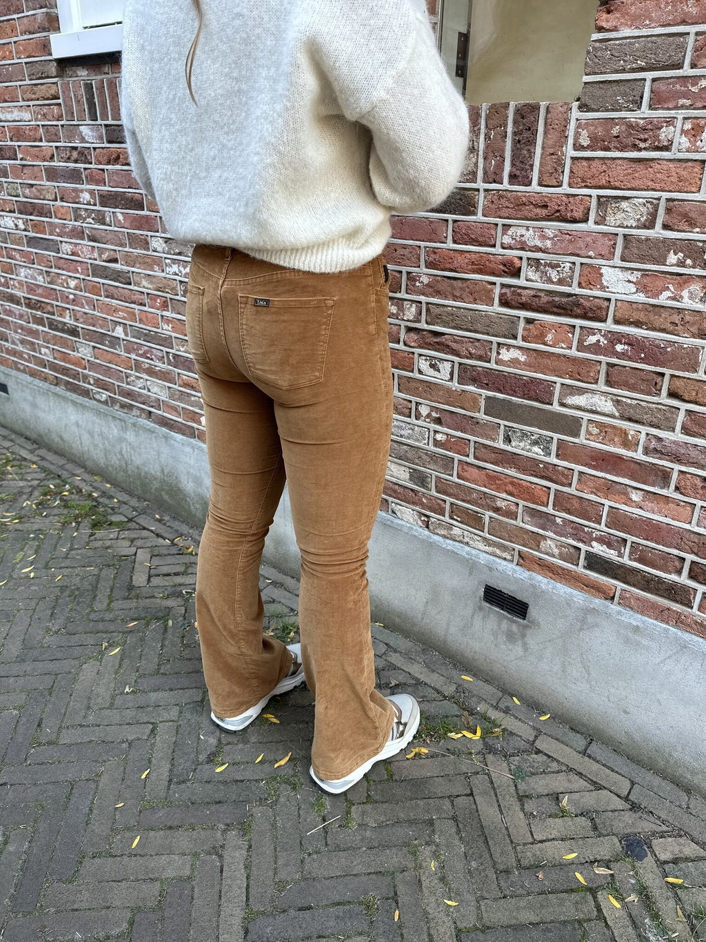 Raval 16 - Sudan Brown