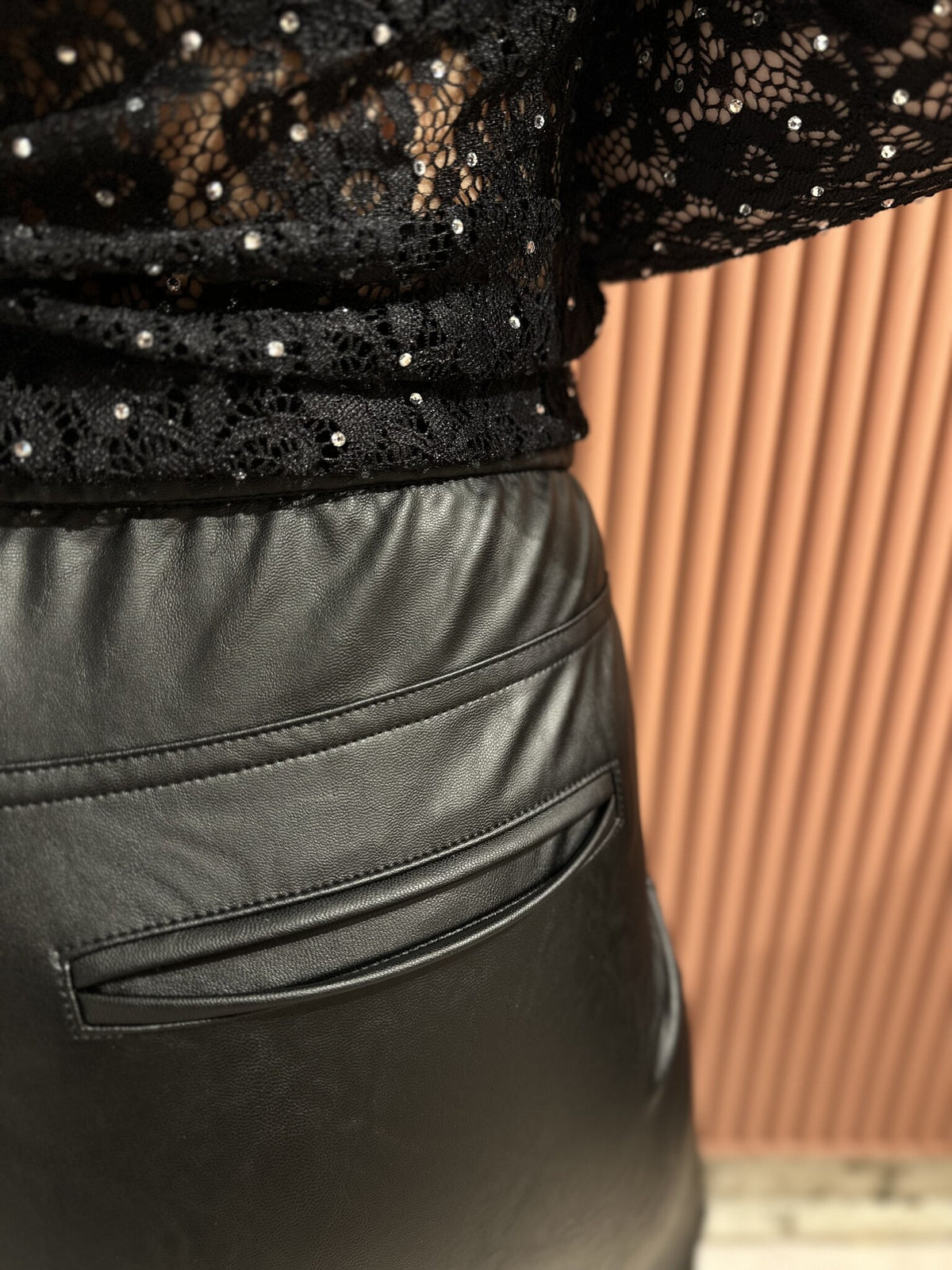 Diton Faux Leather Leggings - Raven (black)