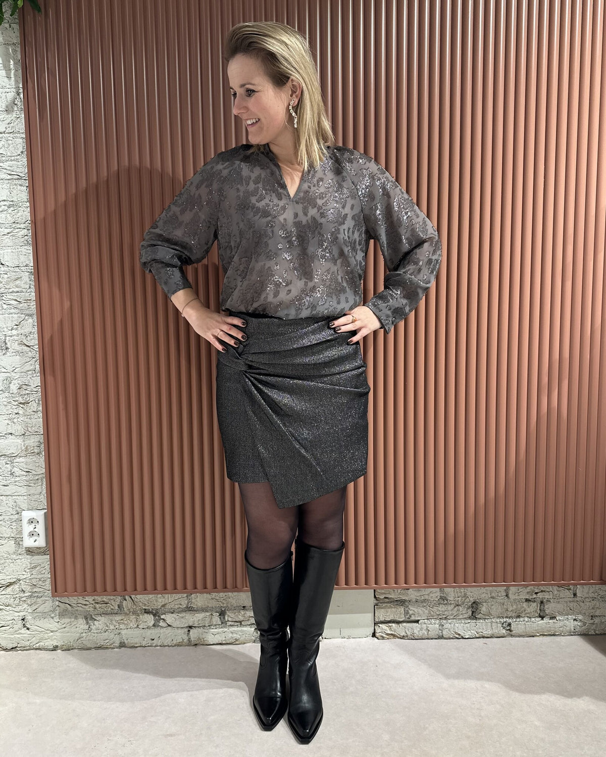Rave Skirt - Black Silver