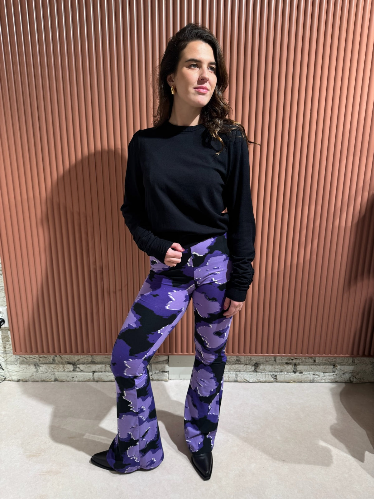 Graphic Flower Peached Extra Flare Pants - Light lilac