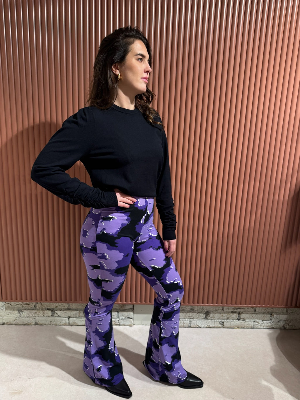 Graphic Flower Peached Extra Flare Pants - Light lilac