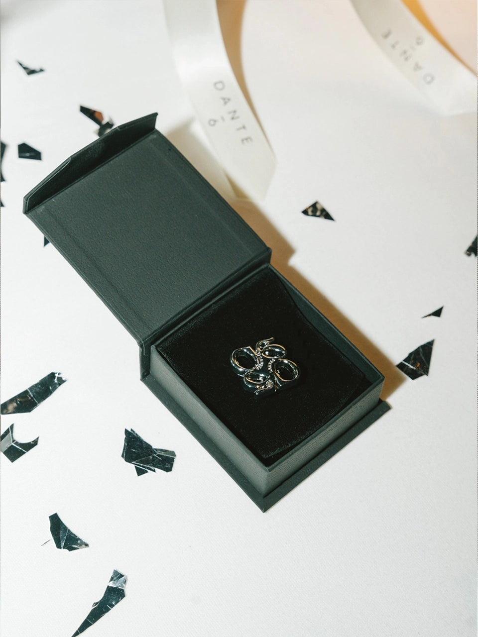 D6 Motif Brooch - Silver