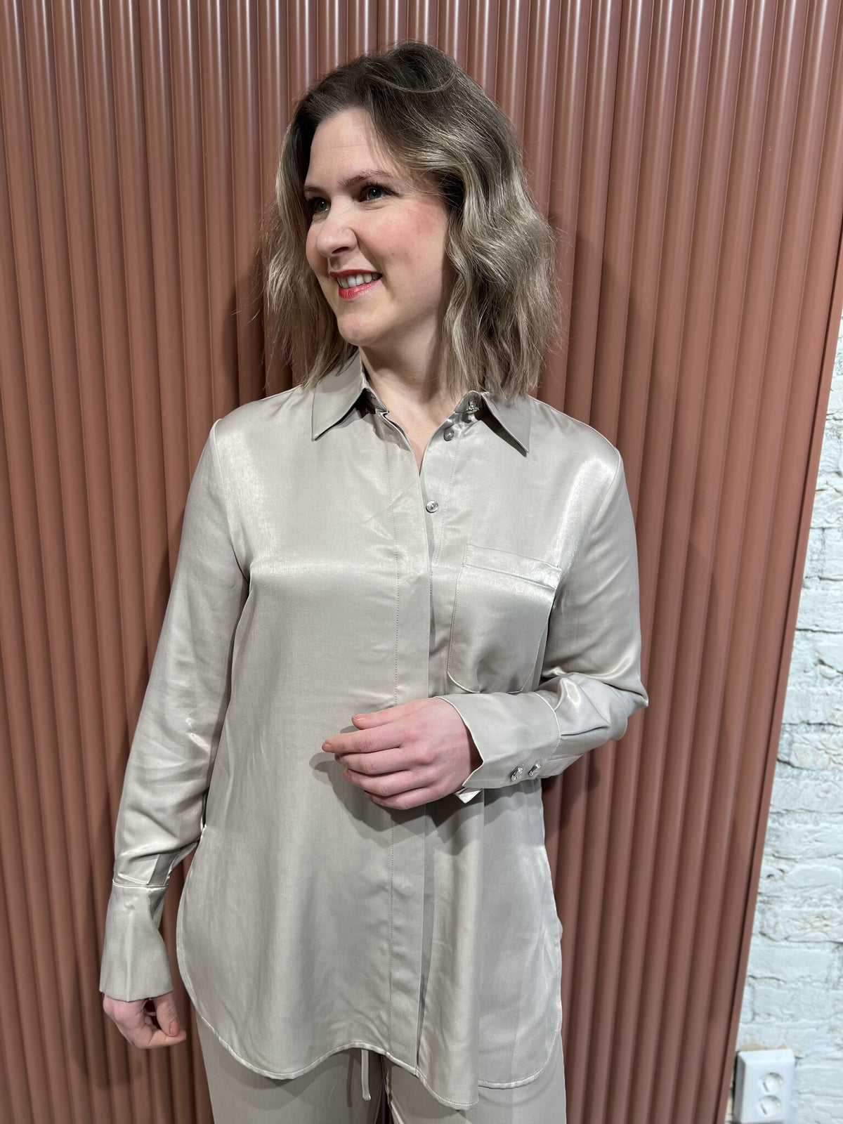 Joni belted oversized shirt - Timeless Taupe