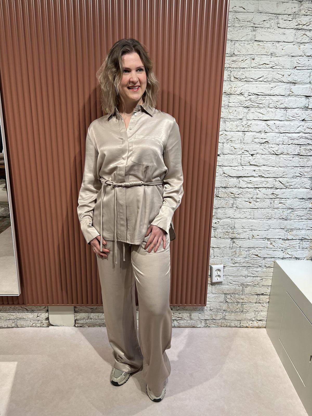Joni belted oversized shirt - Timeless Taupe