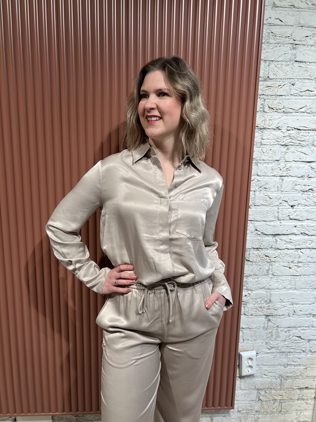 Joni belted oversized shirt - Timeless Taupe