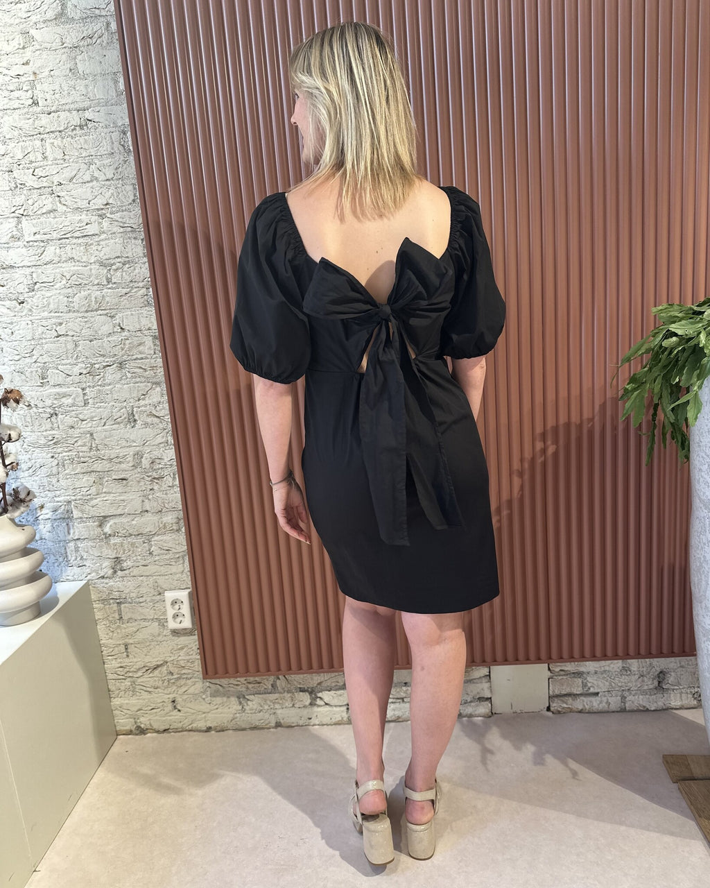 Sanna Knot Dress - Black