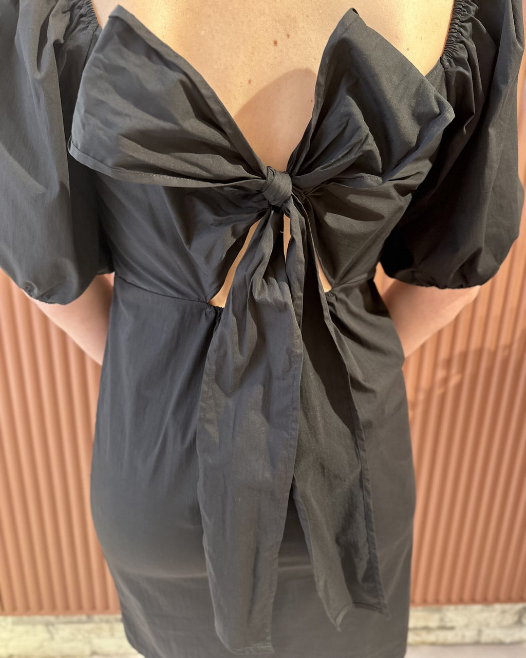 Sanna Knot Dress - Black