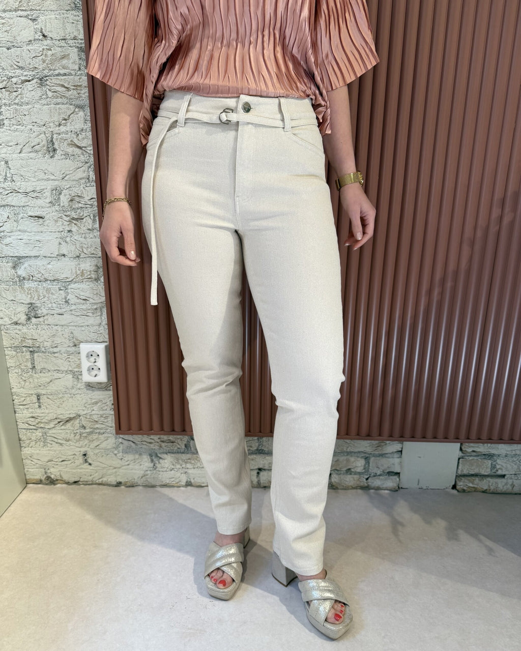 Amanda metallic straight cropped jeans - Butter cream