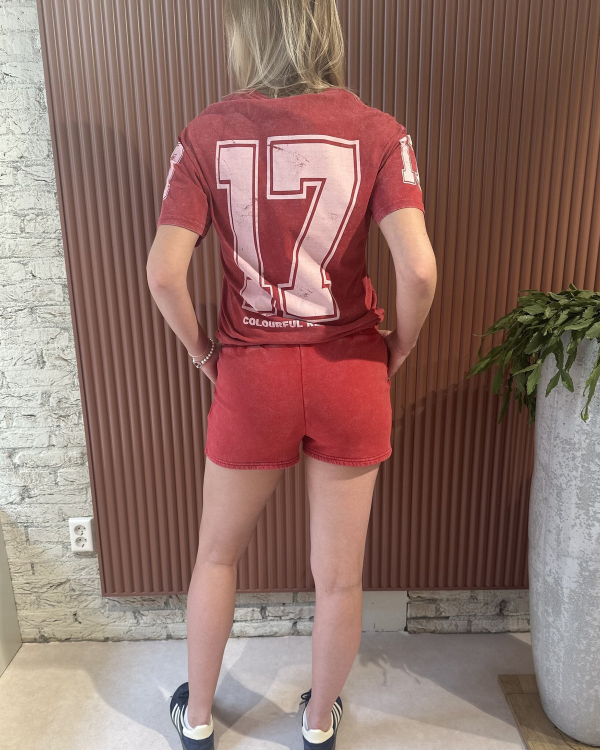 Uni Logo Acid Wash Sweat Short | Racing Red