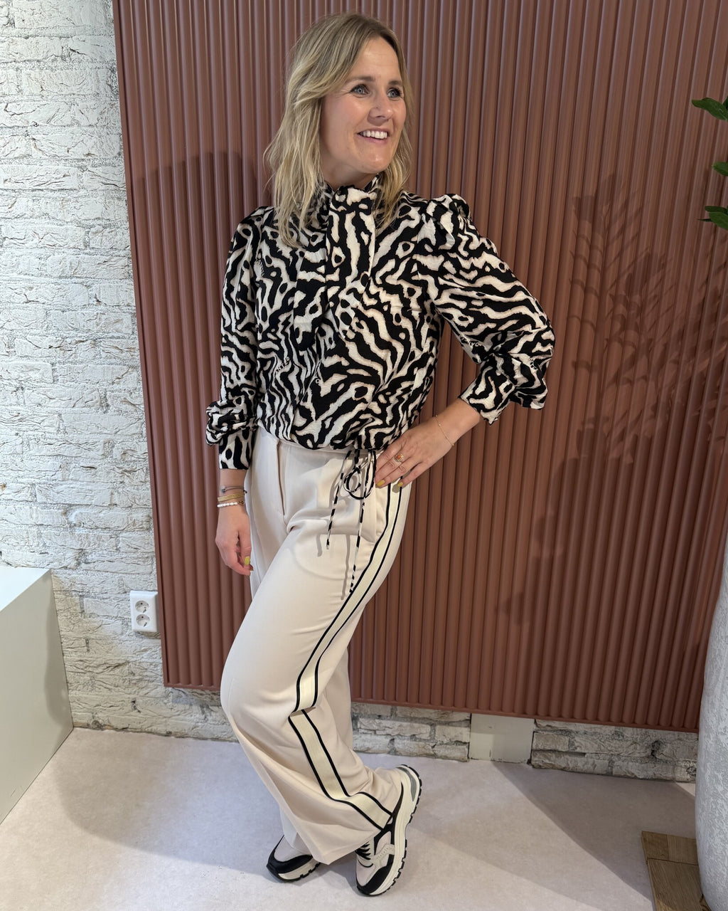 Hush taped tailored pants | Oatmeal cream