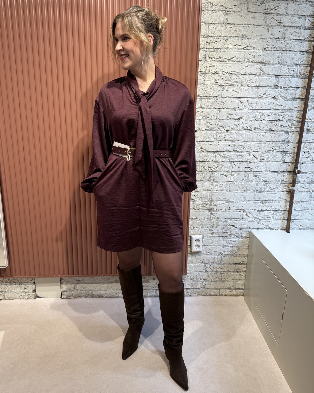 Leigh pussy bow dress | Mulberry Red