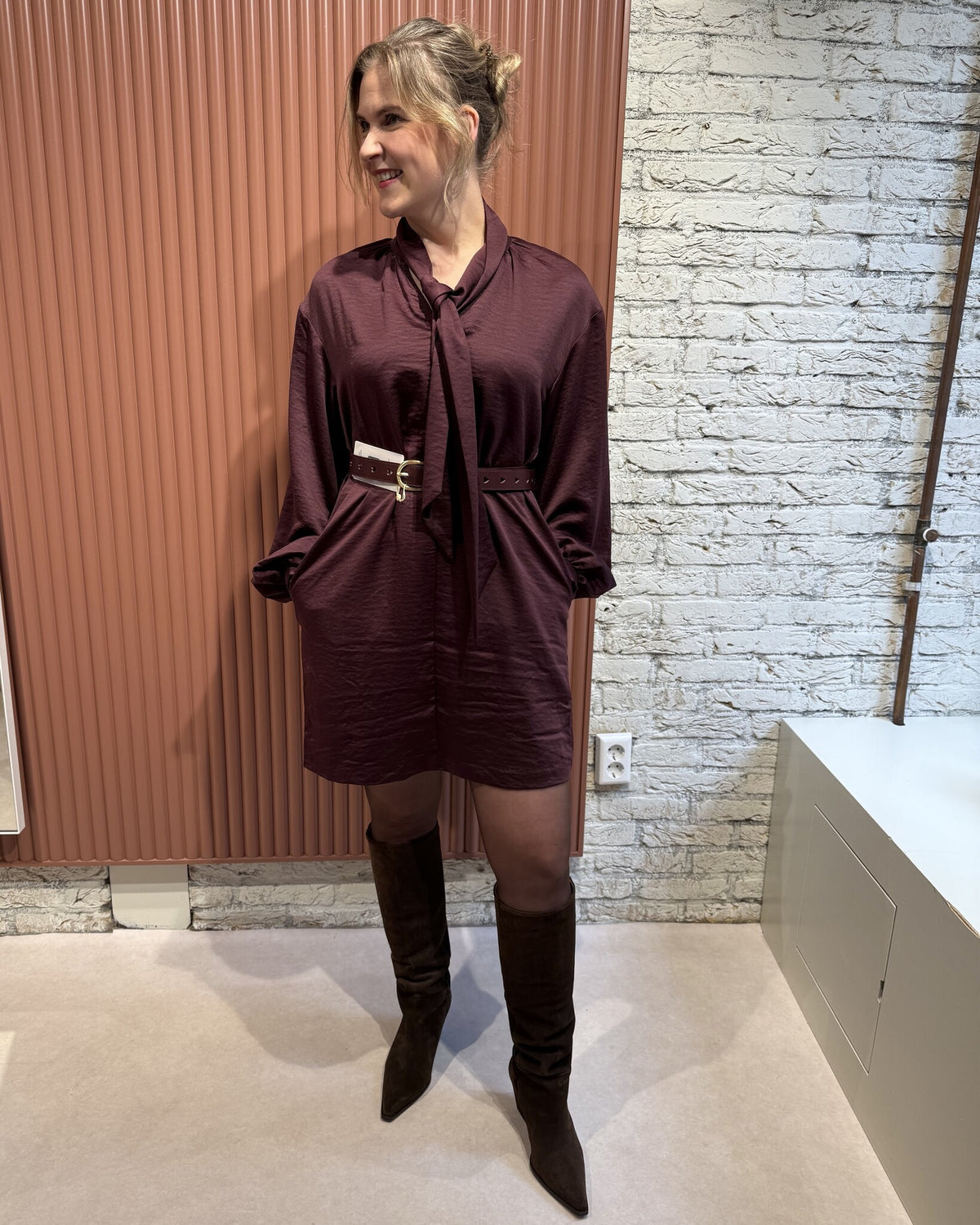 Leigh pussy bow dress | Mulberry Red