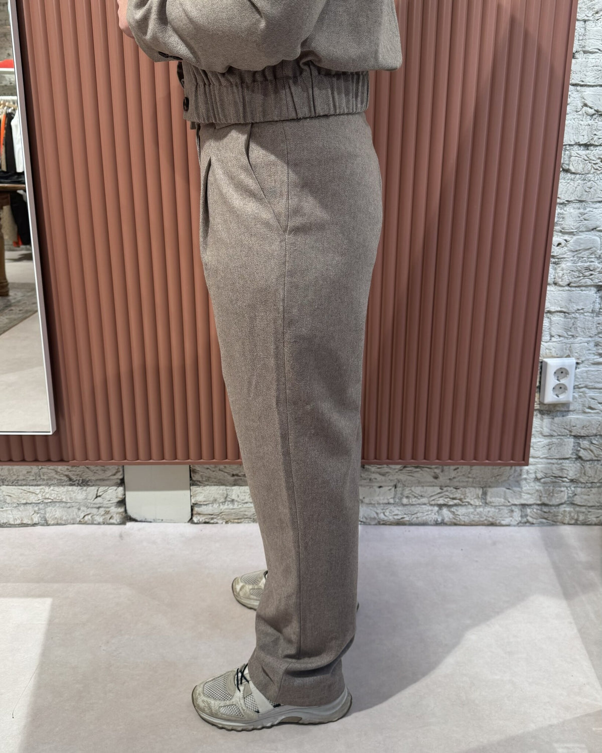 Meera LL Pant | Walnut