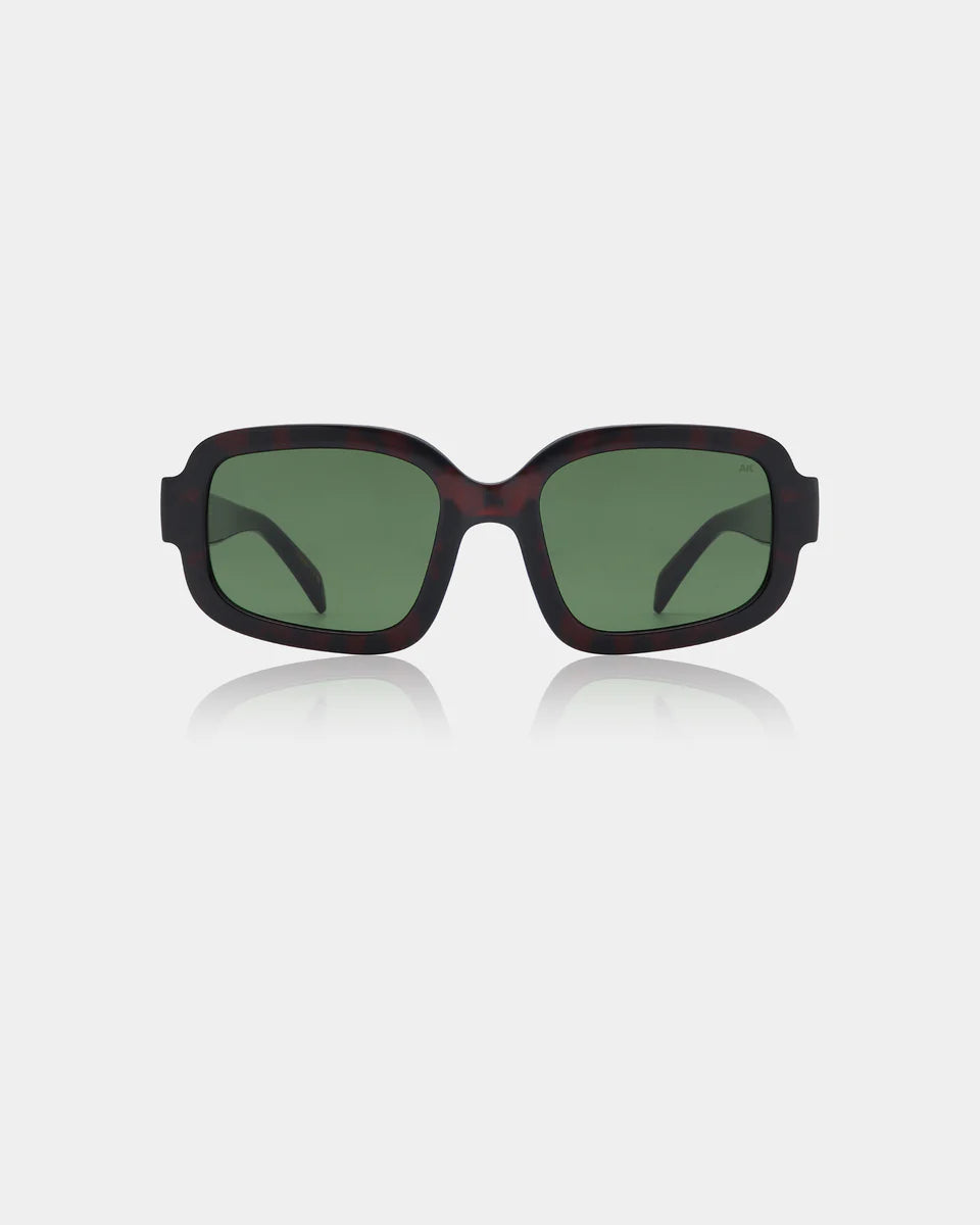 Pluto | Demi Tortoise