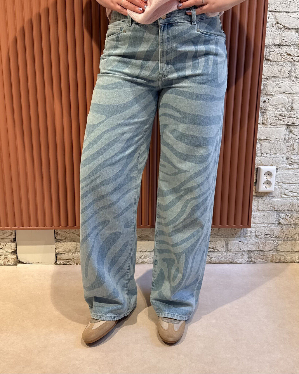 Nuit Wide Leg Printed Jeans | Skywash Blue
