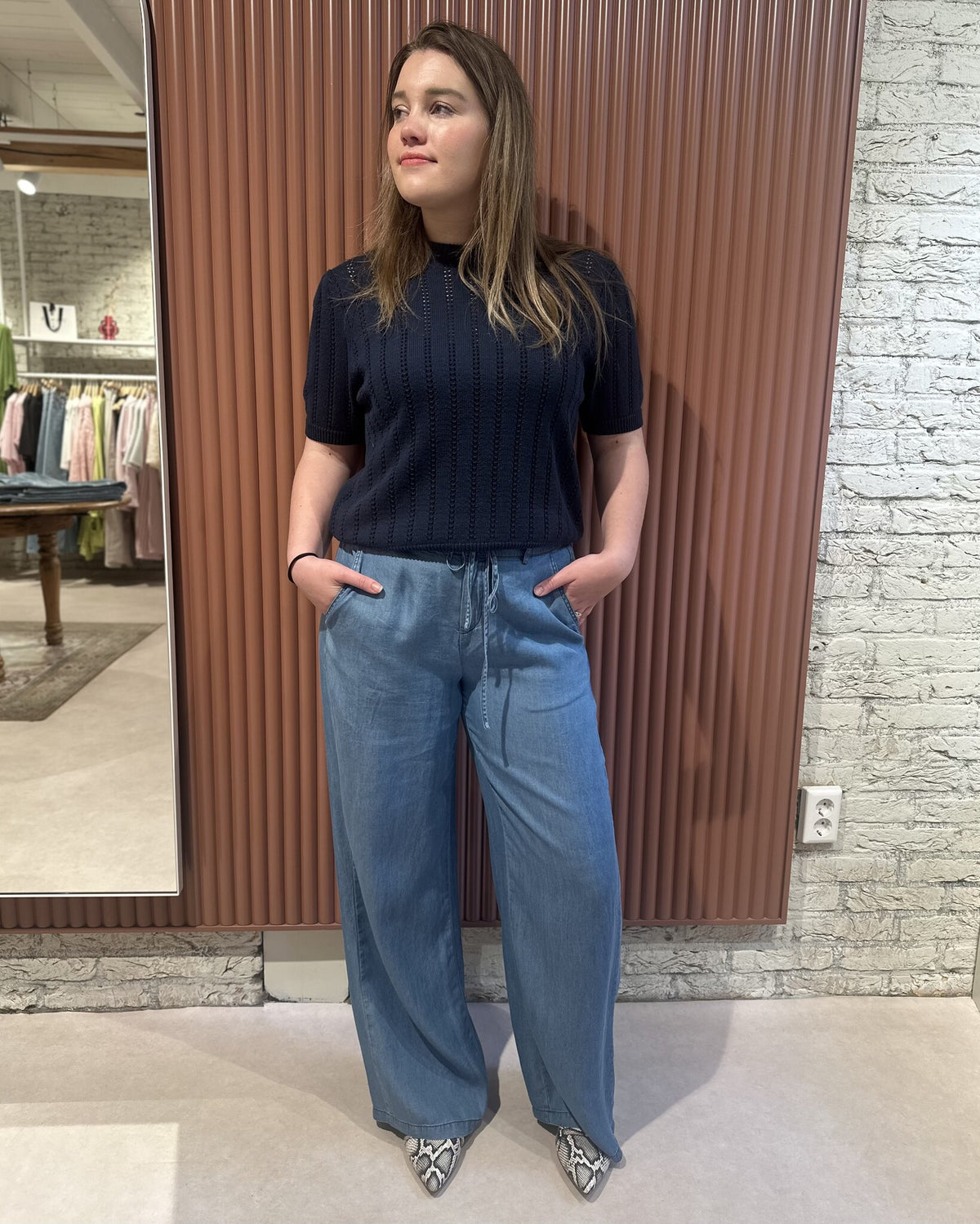Dallas MW Trousers | Medium denim blue