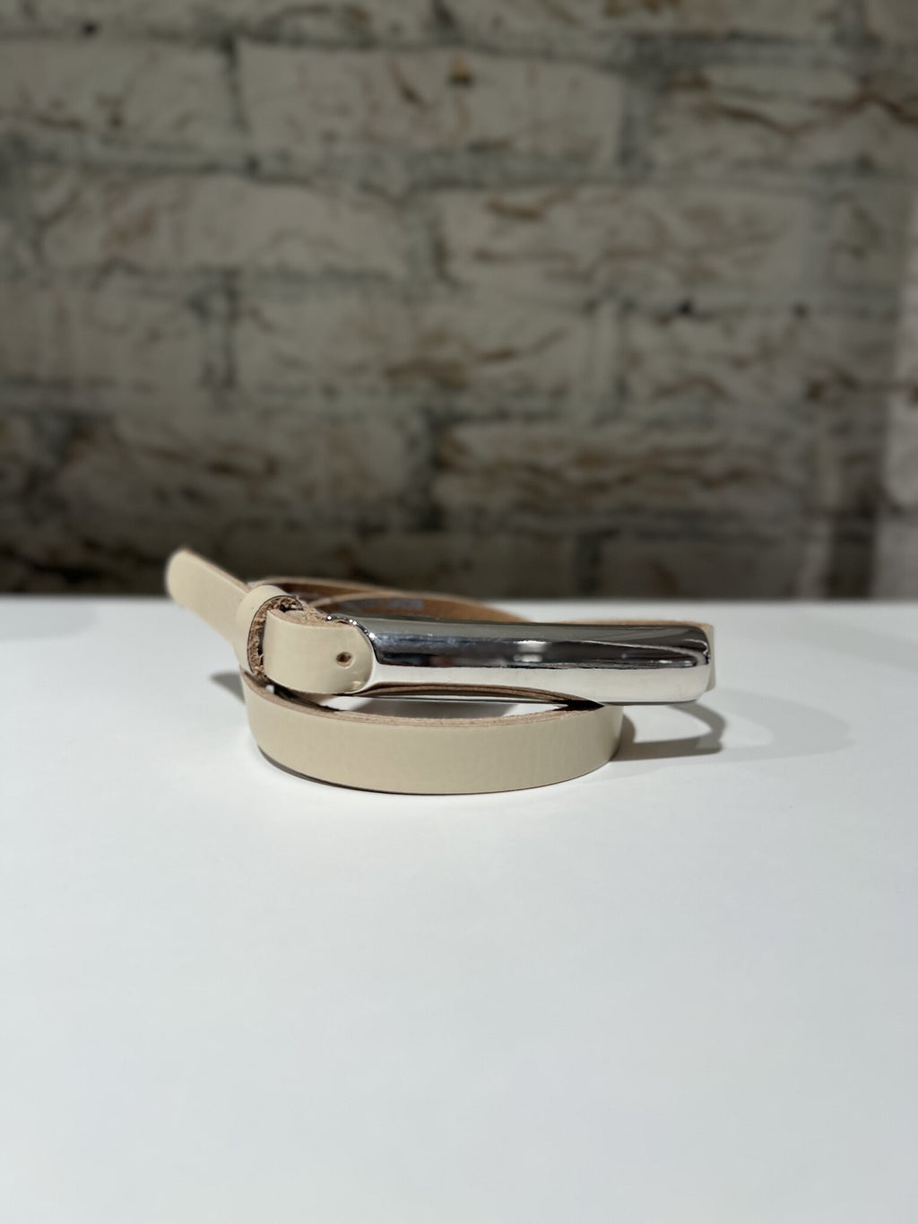 Minnesota Belt Woman | Ecru Silver