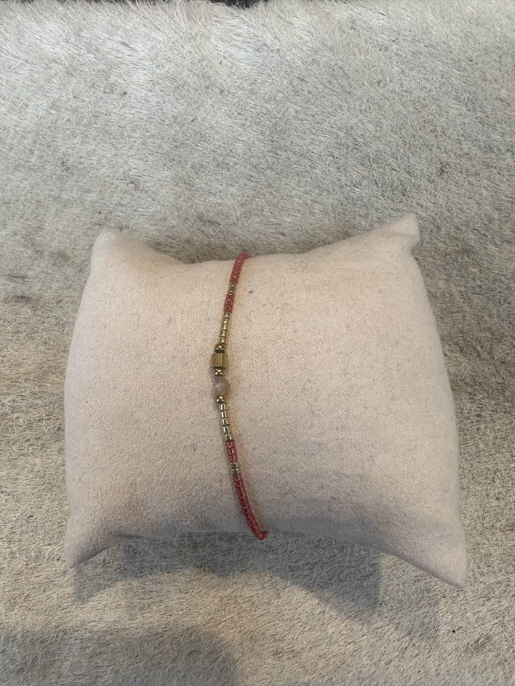 Dunc Jewelry | Maansteen armband miyuki delica kralen - Rood